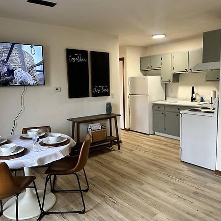 Capital Suite On 6Th Street - King Bed / Downtown! Springfield Exteriér fotografie