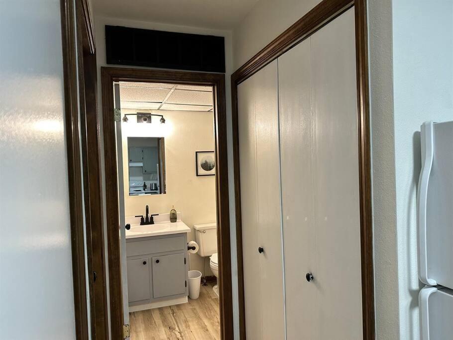 Capital Suite On 6Th Street - King Bed / Downtown! Springfield Exteriér fotografie